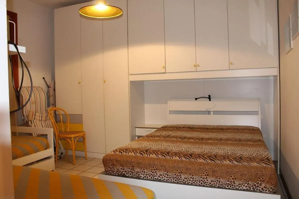 Sea And Mountains Apartment Marina di Massa